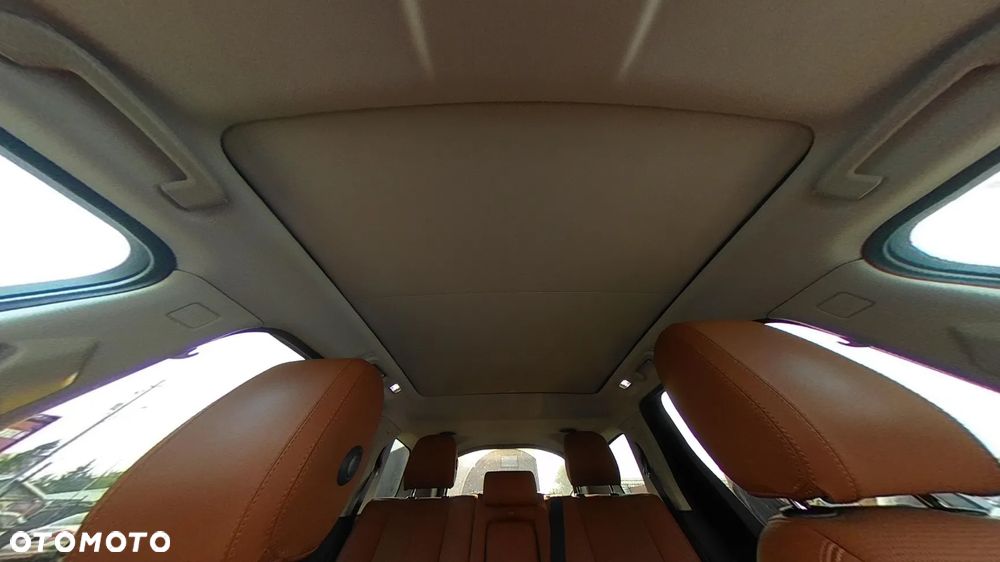 Land Rover Discovery Sport 2.0 Si4 HSE Luxury - 21