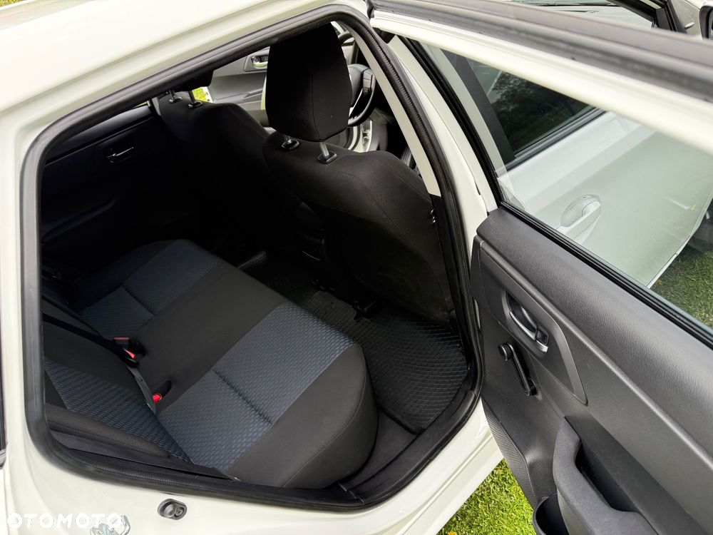Toyota Auris - 19