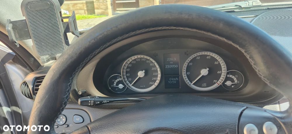 Mercedes-Benz Klasa C 180 Kompressor Sport Edition - 8