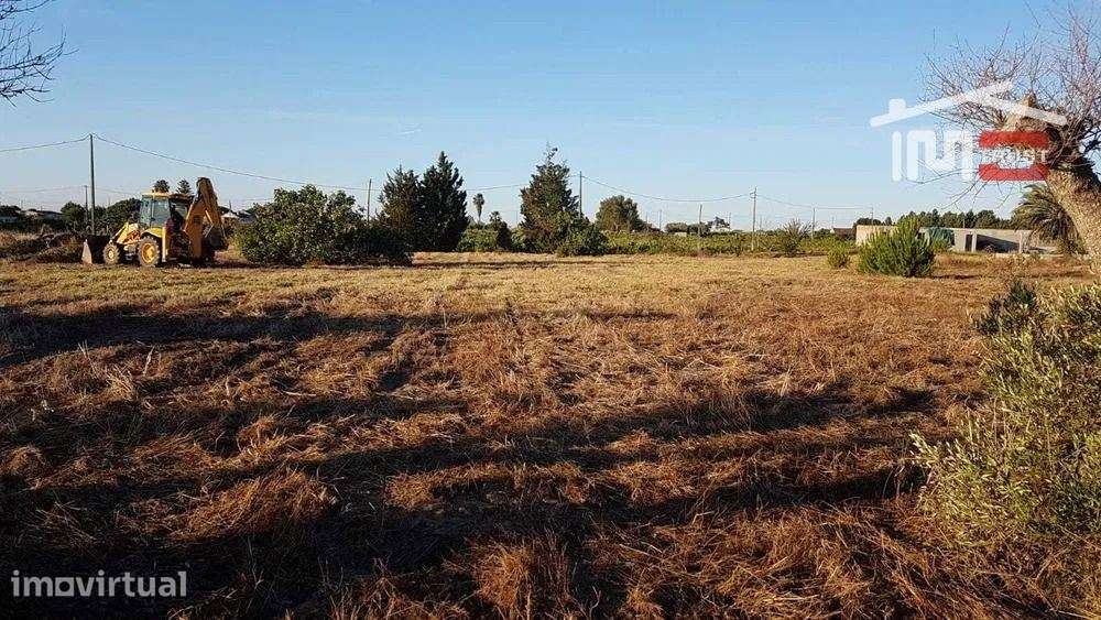 Terreno Rustico 6.000m² com possibilidade de construção de uma mora... - Grande imagem: 3/13
