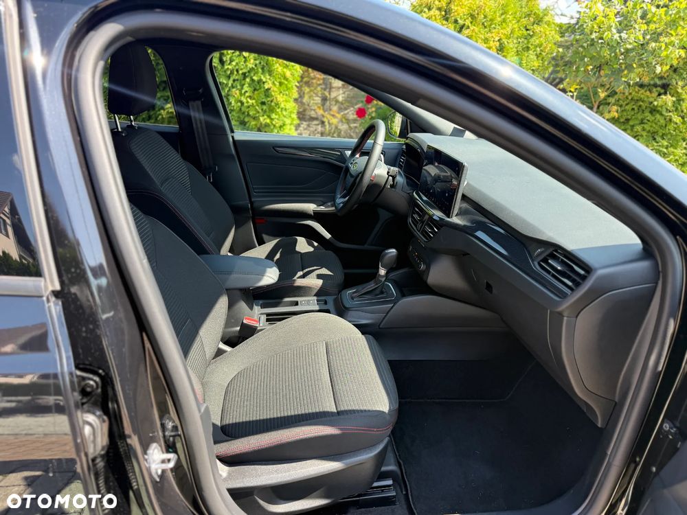 Ford Focus 1.0 EcoBoost mHEV ST-Line X - 14