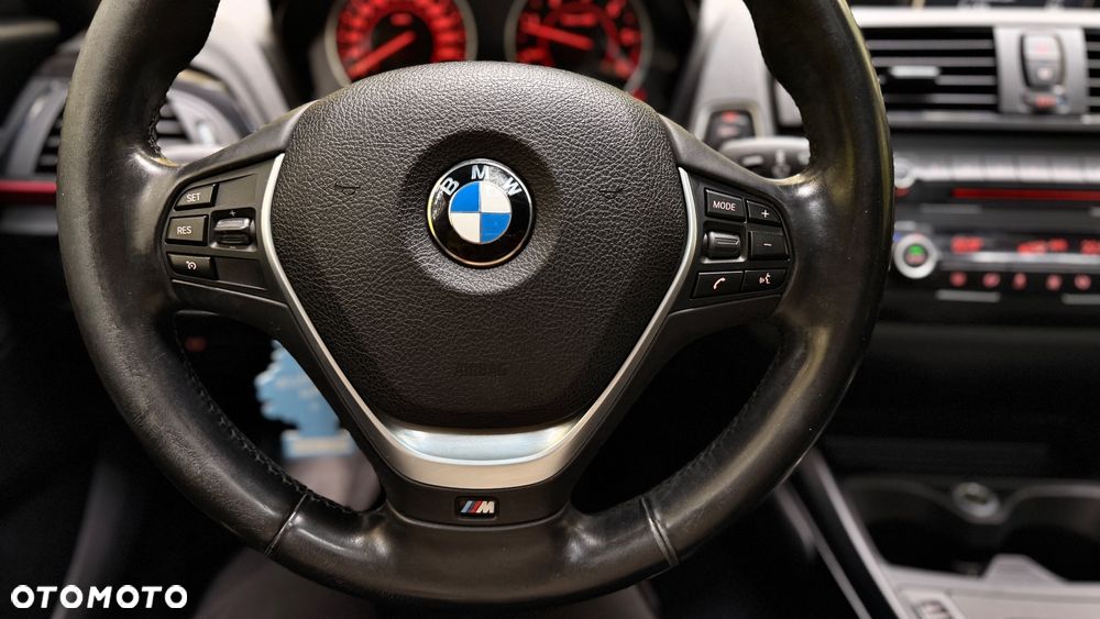 BMW Seria 1 120d Sport Line - 12