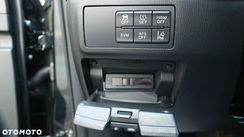 Mazda 6 2.0 Kombi SKYACTIV-G Center-Line - 36