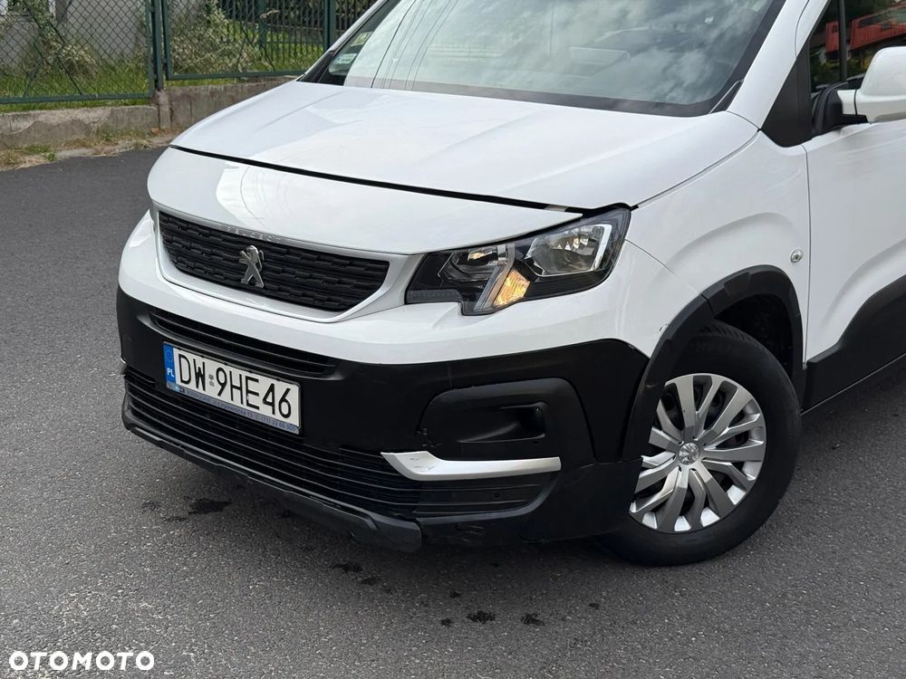 Peugeot Rifter Long 1.2 PureTech Allure S&S (7-os.) - 27