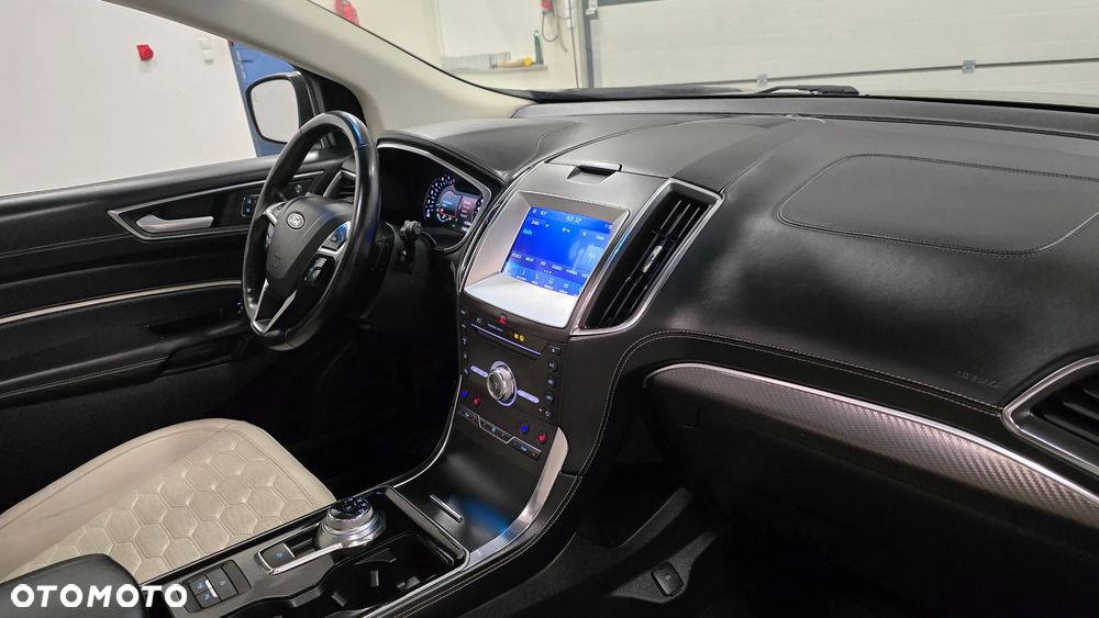 Ford Edge 2.0 EcoBlue Bi-Turbo 4x4 Vignale - 22