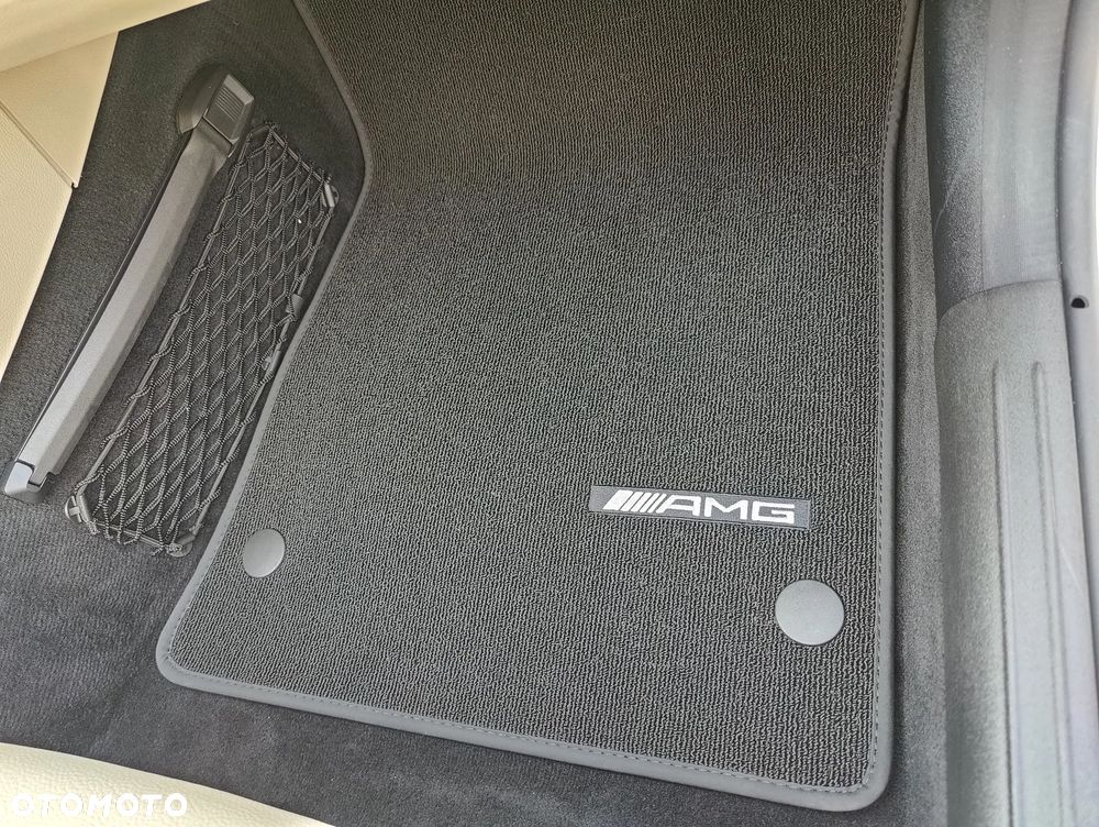 Mercedes-Benz SLC 300 9G-TRONIC - 26