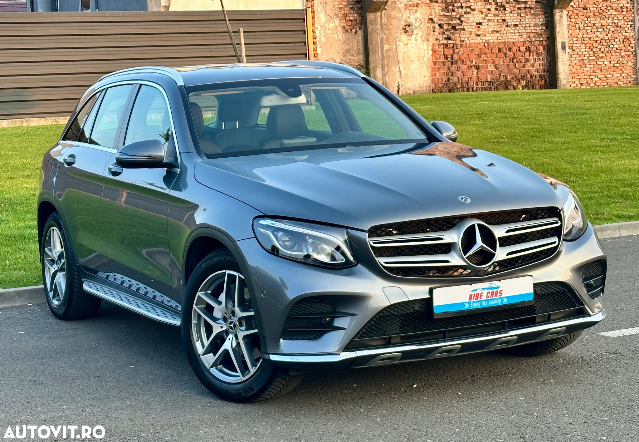 Mercedes-Benz GLC 220 d 4Matic 9G-TRONIC AMG Line - 10