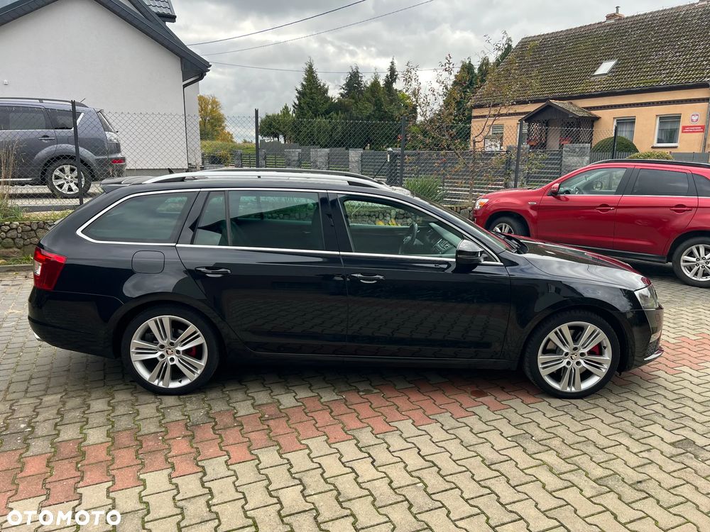 Skoda Octavia 2.0 TDI RS DSG - 5