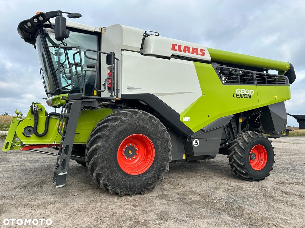 Claas Lexion 6800 DEMO + heder Claas 9,3m - 4