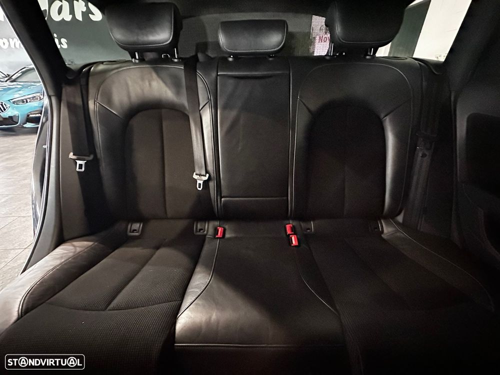 Audi A6 Avant 2.0 TDi Business Line S-line S tronic - 30