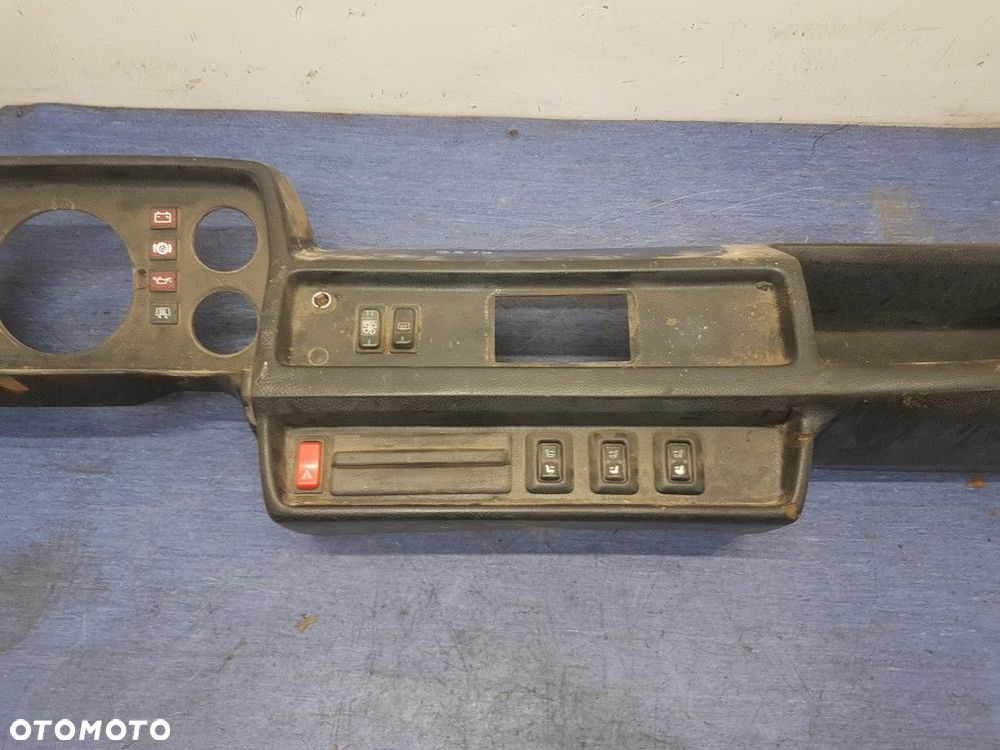 MERCEDES BENZ KACZKA 207 D DESKA ROZDZIELCZA - 3