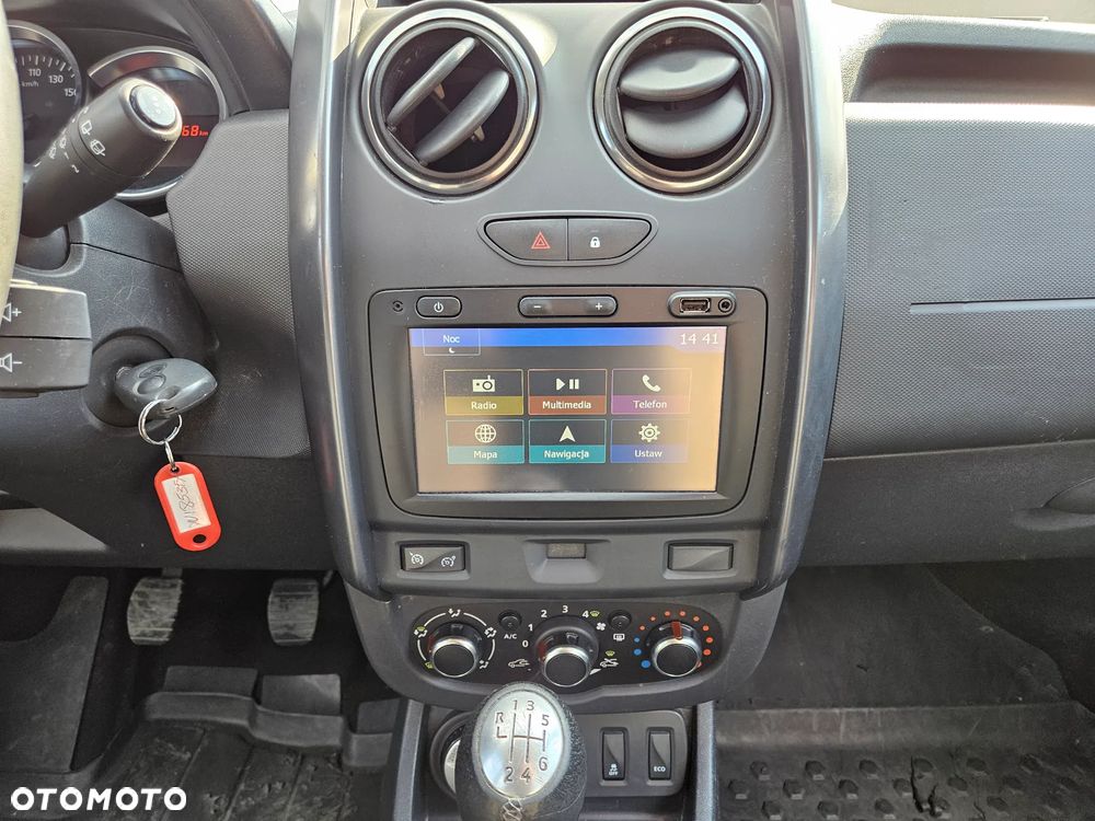 Dacia Duster 1.6 SCe Laureate 4x4 S&S - 13