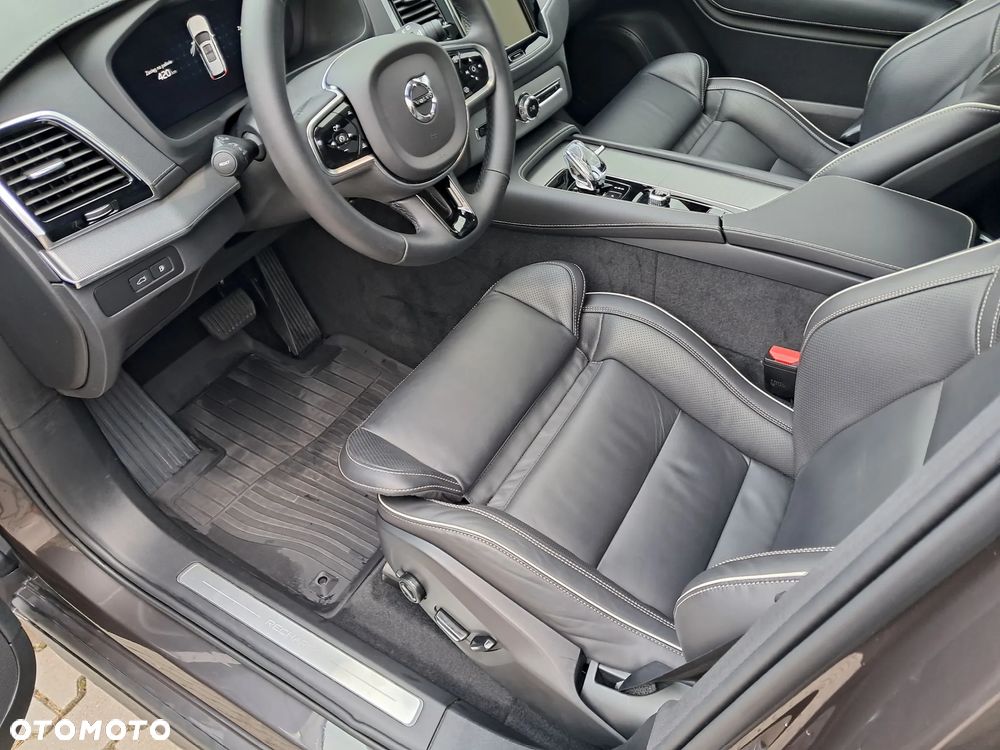 Volvo XC 90 T8 AWD Plug-In Hybrid Ultimate Dark 7os - 9
