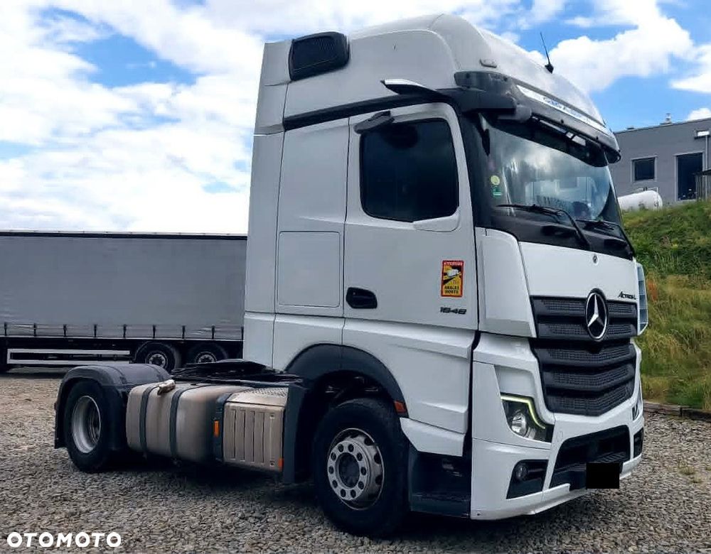 Mercedes-Benz Actros - 5