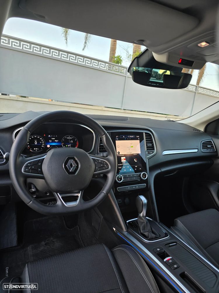 Renault Mégane Sport Tourer 1.3 TCe Techno EDC - 24