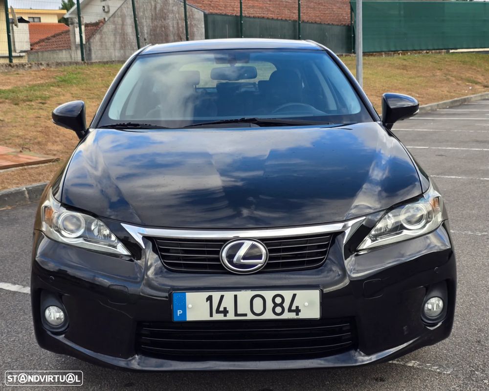 Lexus CT 200h - 2
