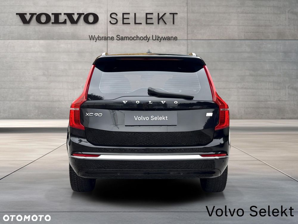 Volvo XC 90 - 9