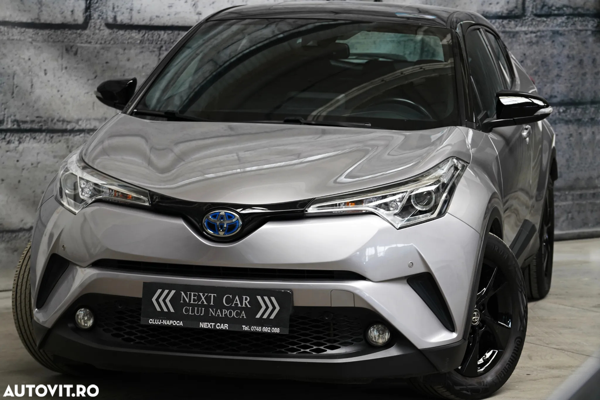 Toyota C-HR 1.8 HSD 122 CP 4x2 CVT Style - 2