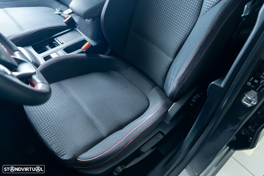 Ford Focus SW 1.0 EcoBoost ST-Line - 15