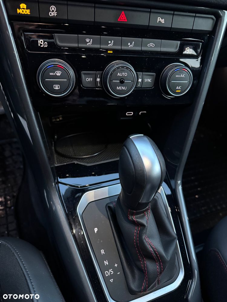 Volkswagen T-Roc 1.5 TSI ACT Premium DSG - 11