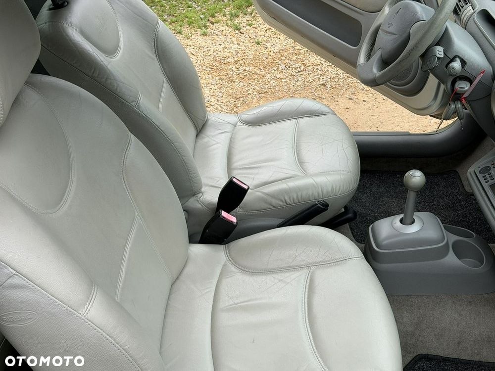Renault Twingo - 18
