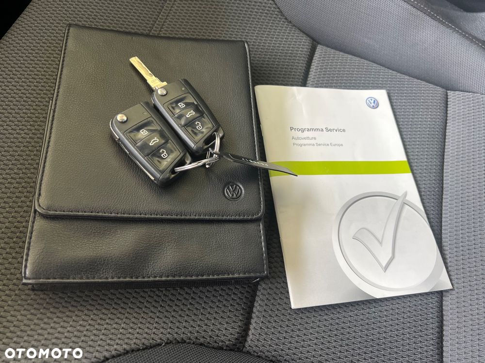 Volkswagen Golf VII 1.6 TDI BMT Comfortline - 16