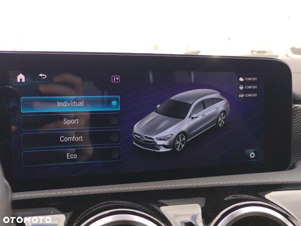Mercedes-Benz CLA - 38