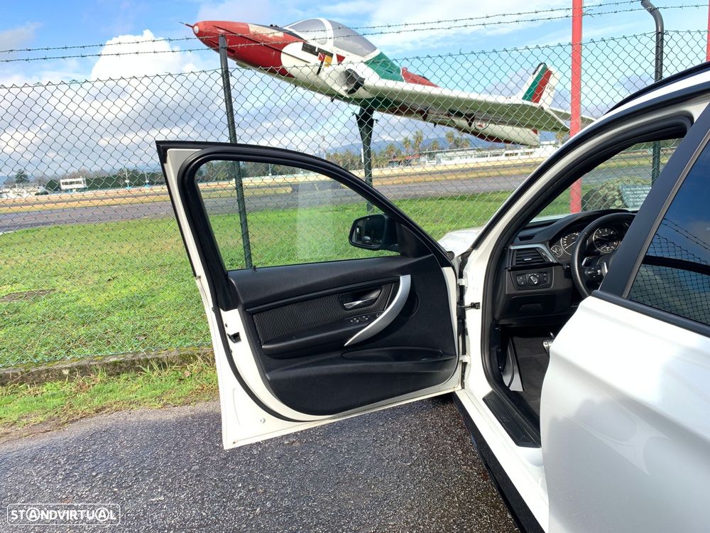 BMW 325 d Pack M Auto - 31