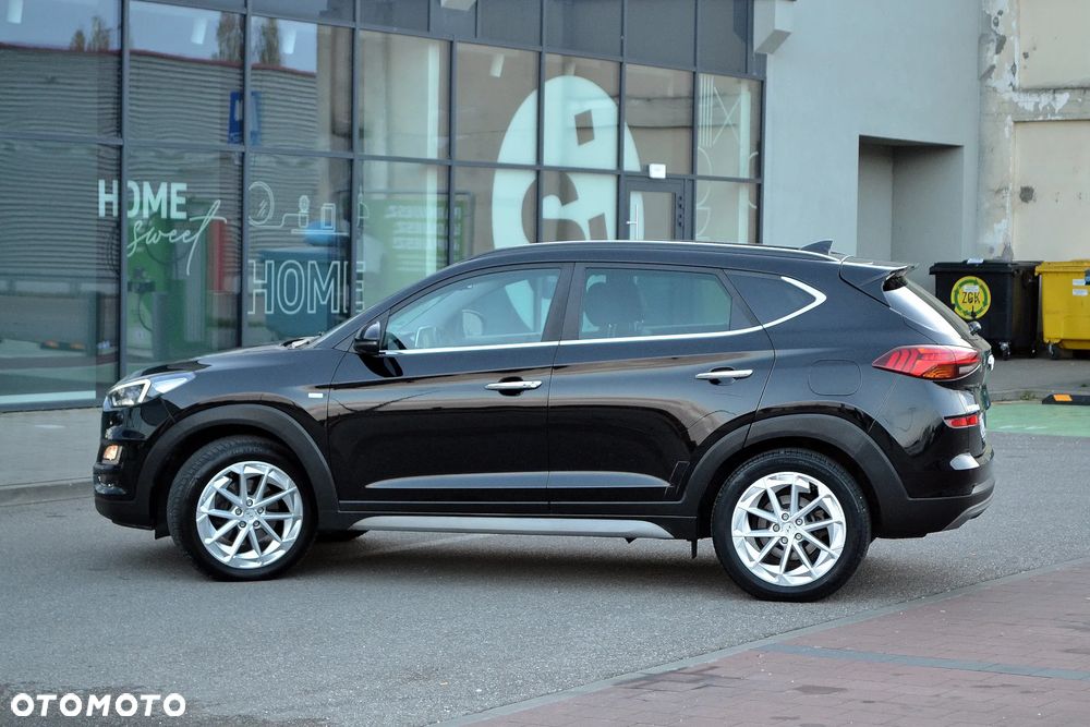 Hyundai Tucson 2.0 CRDI 4WD Automatik Premium - 25