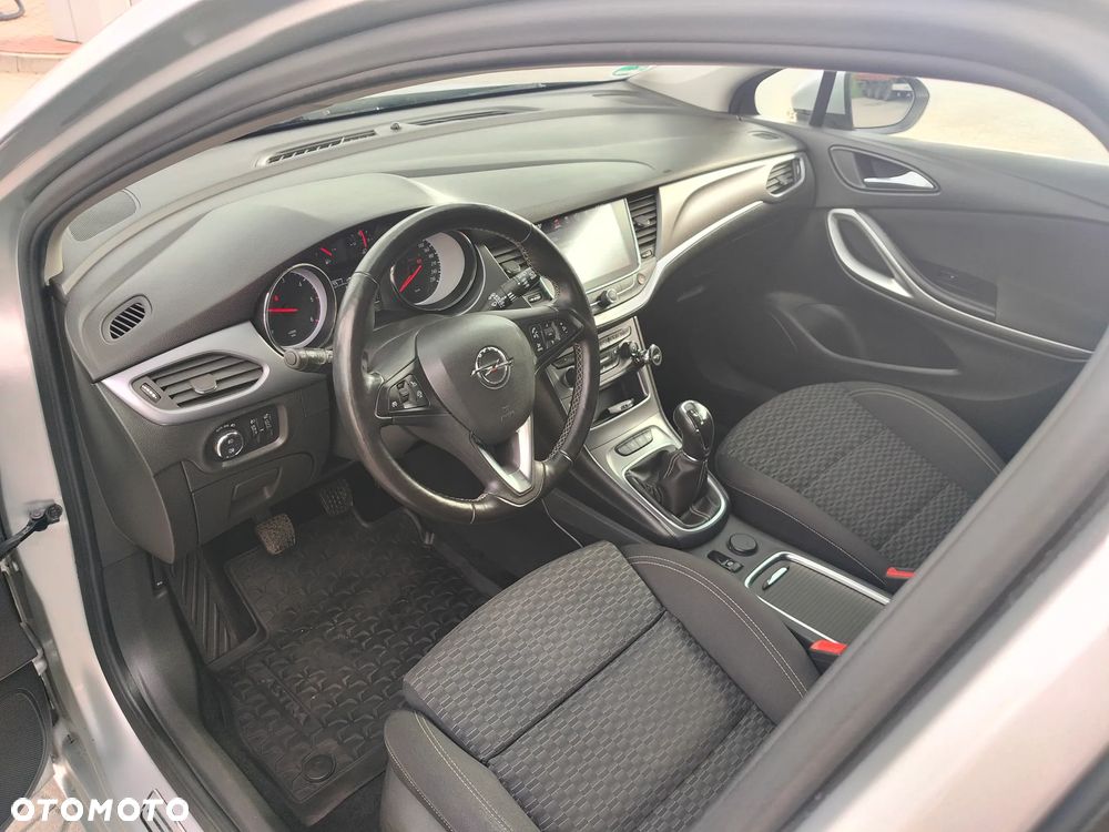 Opel Astra 1.6 CDTI Dynamic - 12