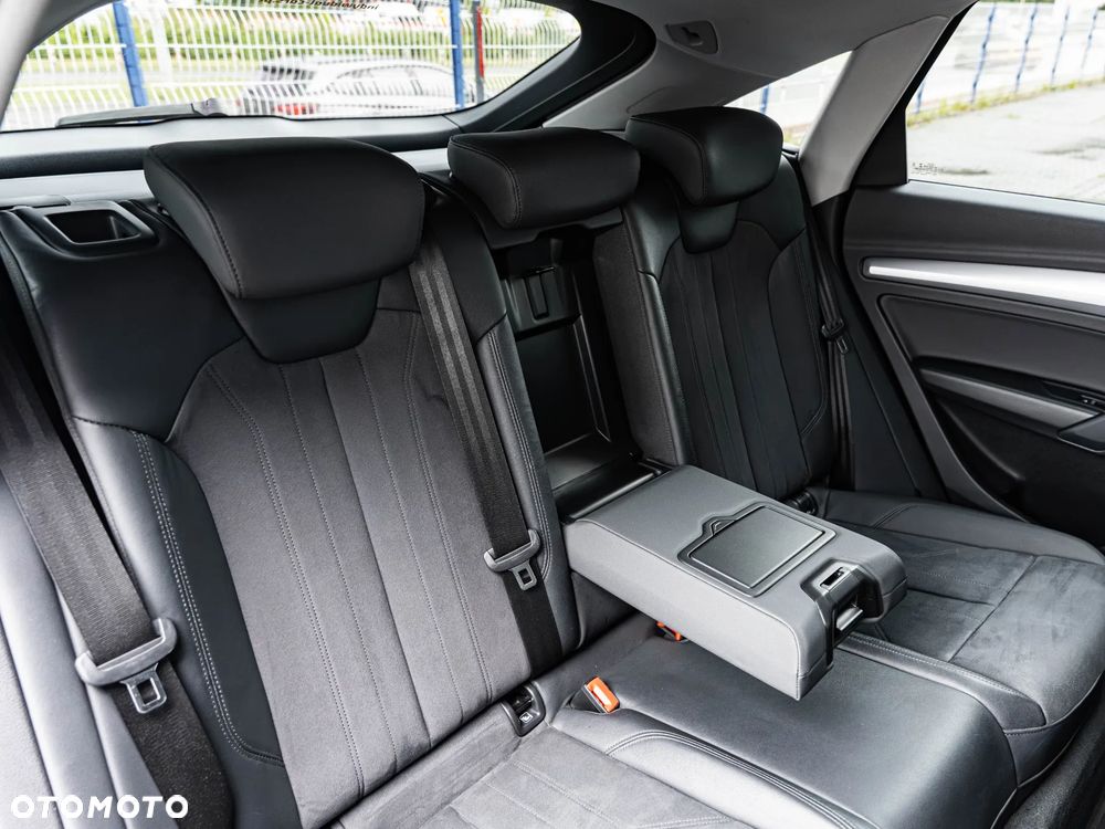 Audi Q5 Sportback 40 TDI quattro S tronic S line - 27