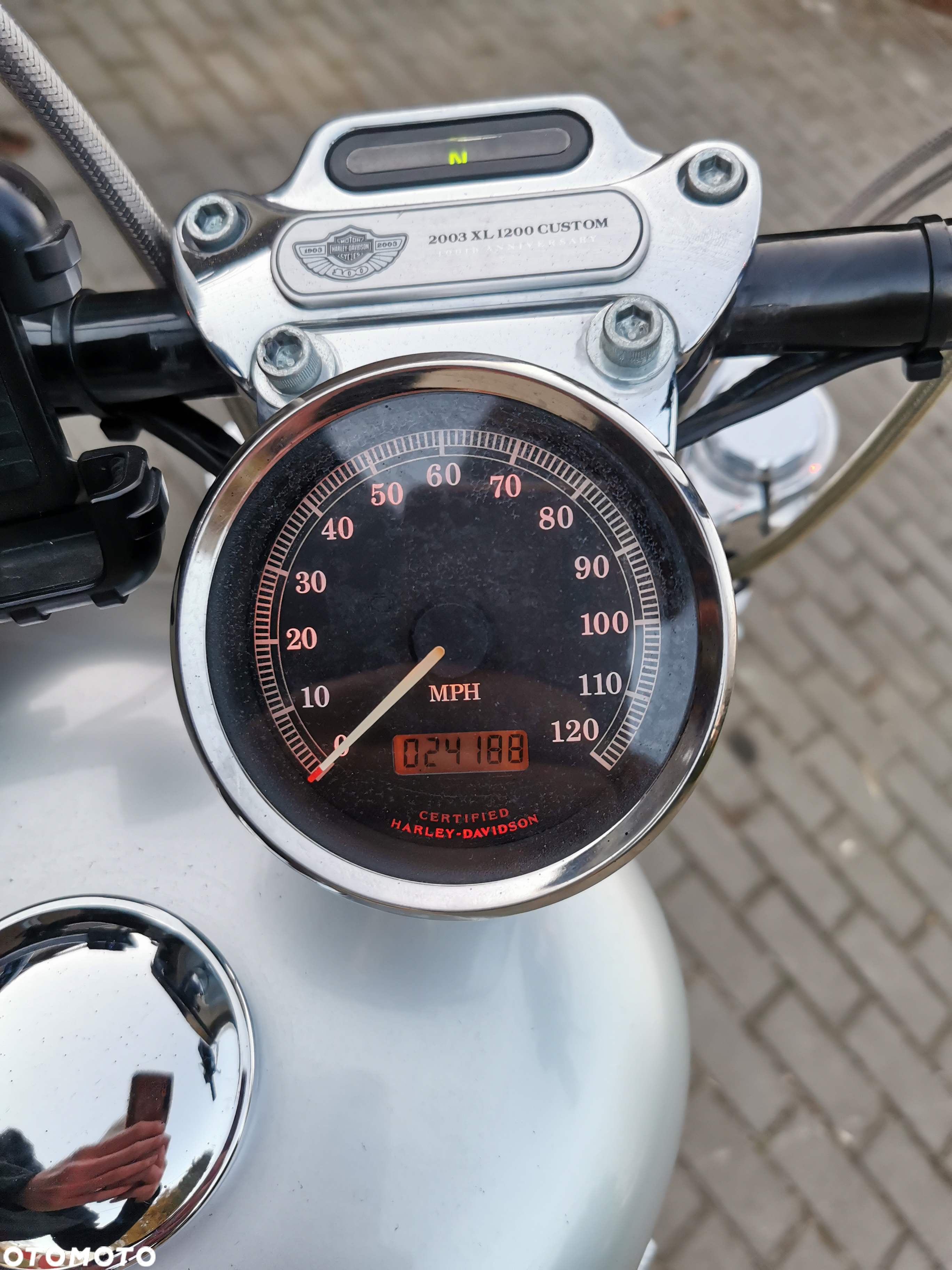 Harley-Davidson Sportster Custom 1200C - 9