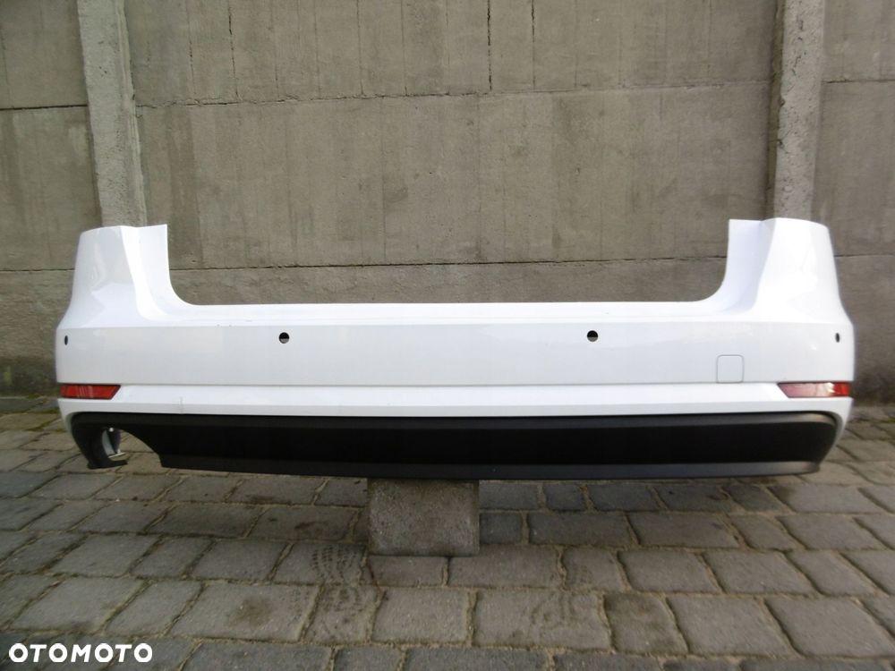 AUDI A4 B9 8W9 KOMBI - zderzak tylny - 1