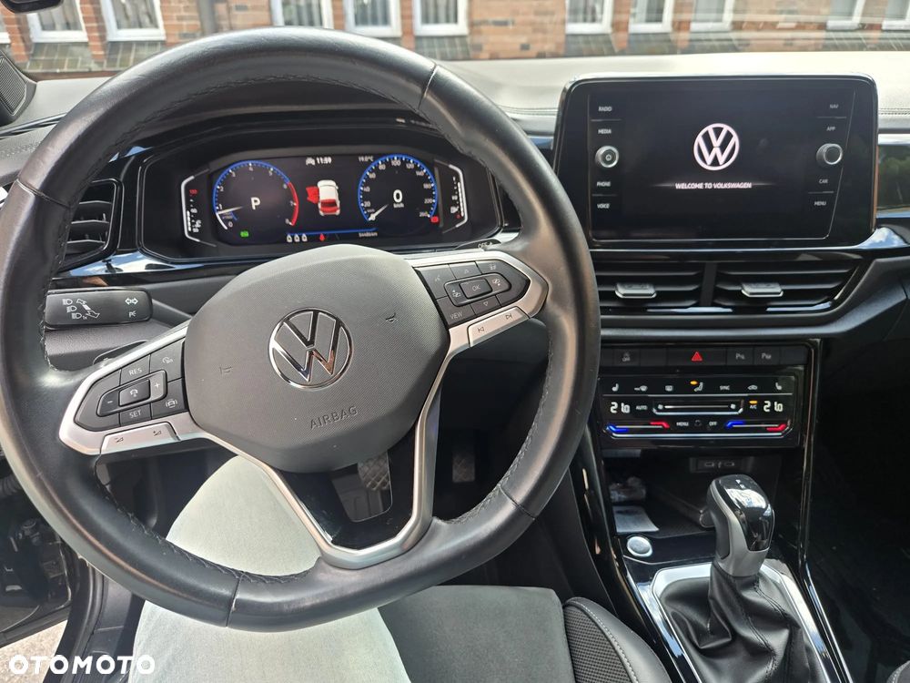 Volkswagen T-Roc - 11