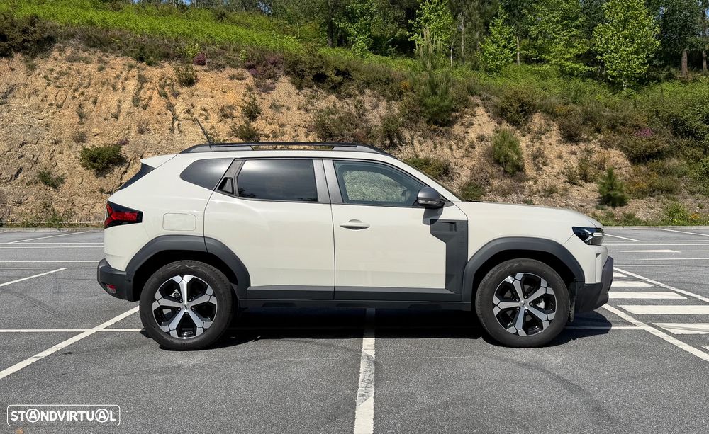 Dacia Duster 1.6 Hybrid Journey - 10