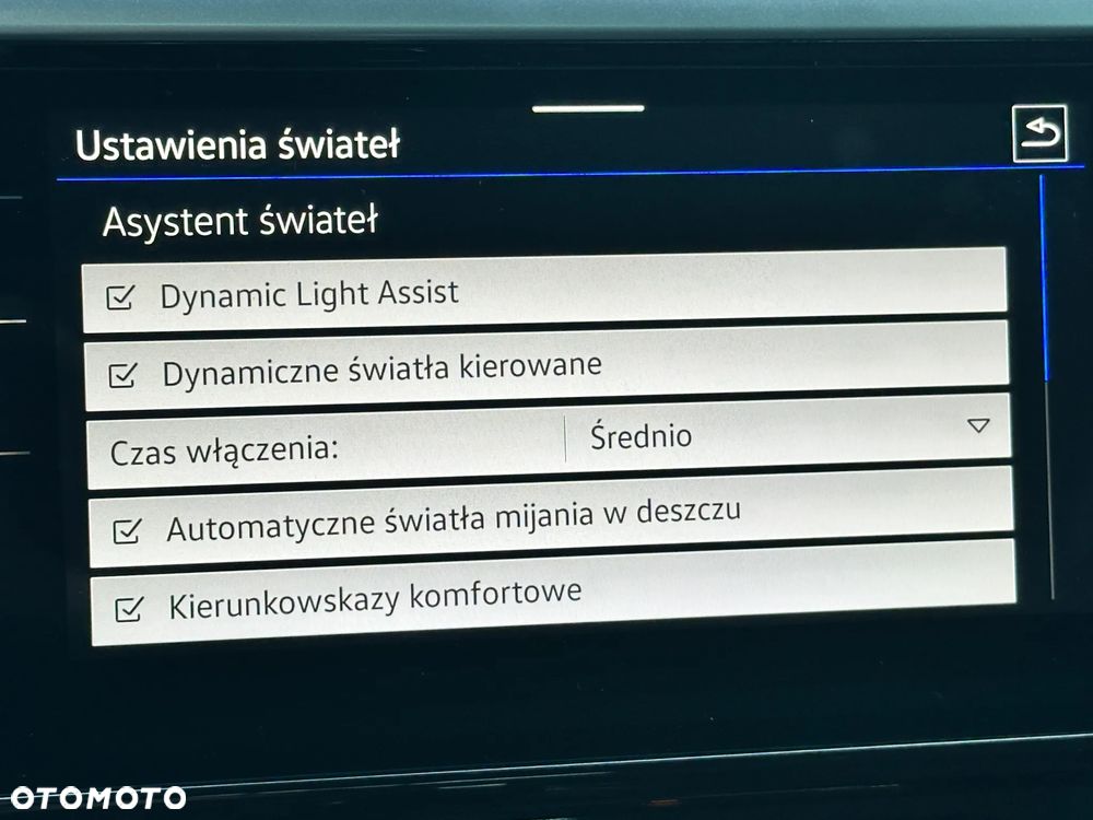Volkswagen Arteon 2.0 TSI DSG R-Line - 34