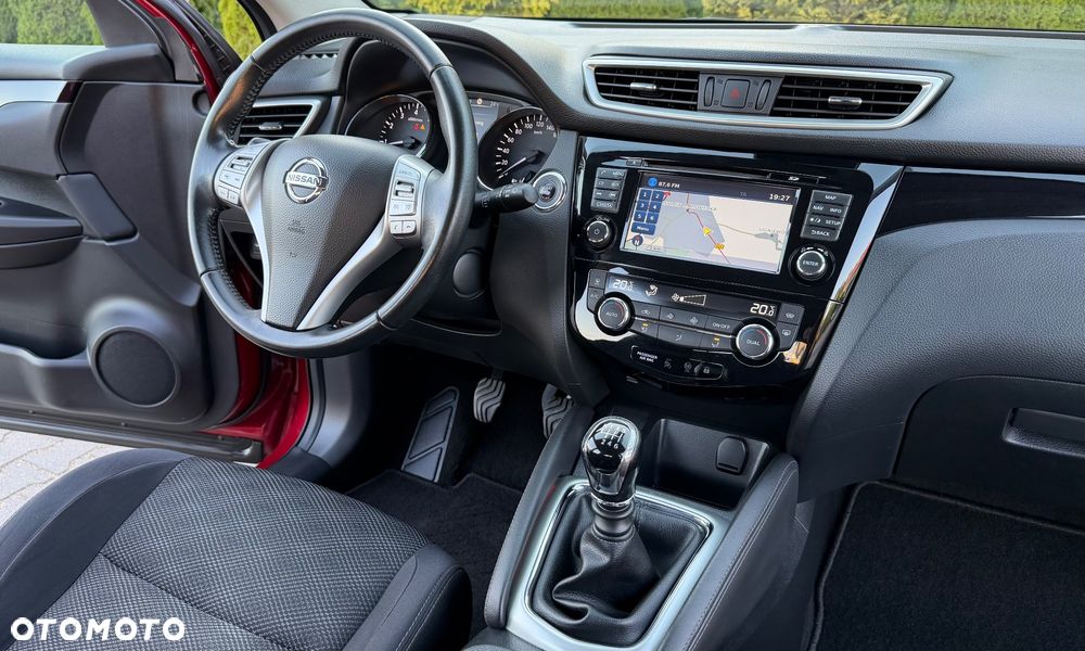 Nissan Qashqai 1.2 DIG-T N-Connecta EU6 - 35