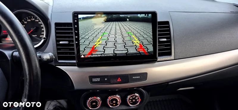 Mitsubishi Lancer 1.6 Invite - 6