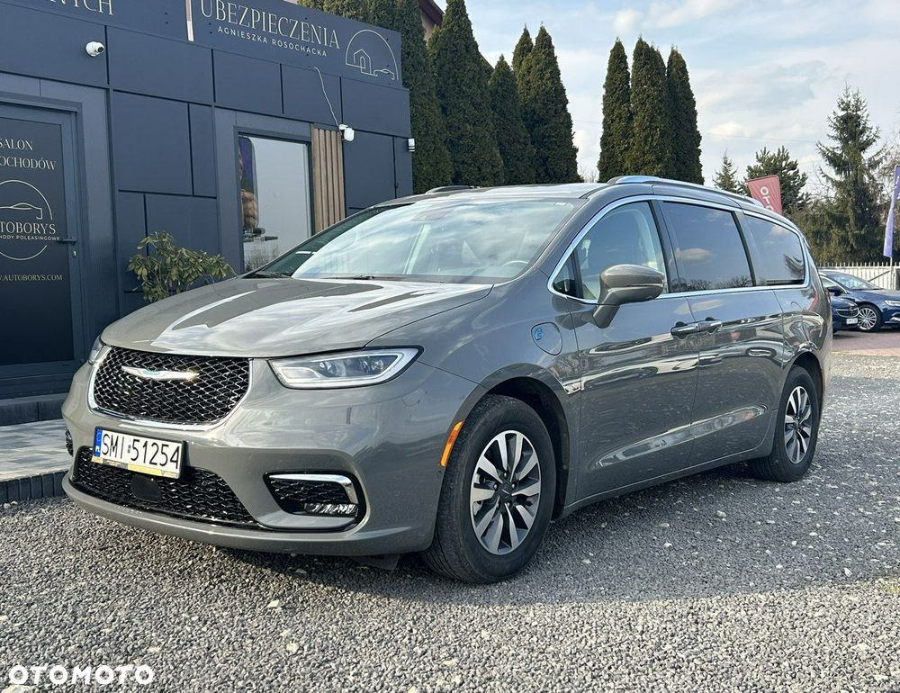 Chrysler Pacifica - 7