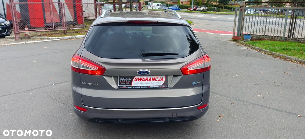 Ford Mondeo - 12