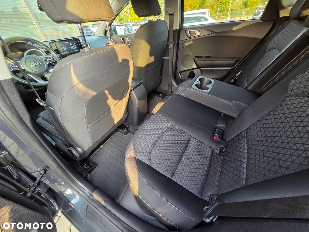Kia Ceed 1.5 T-GDI L Business Line Plus DCT - 40