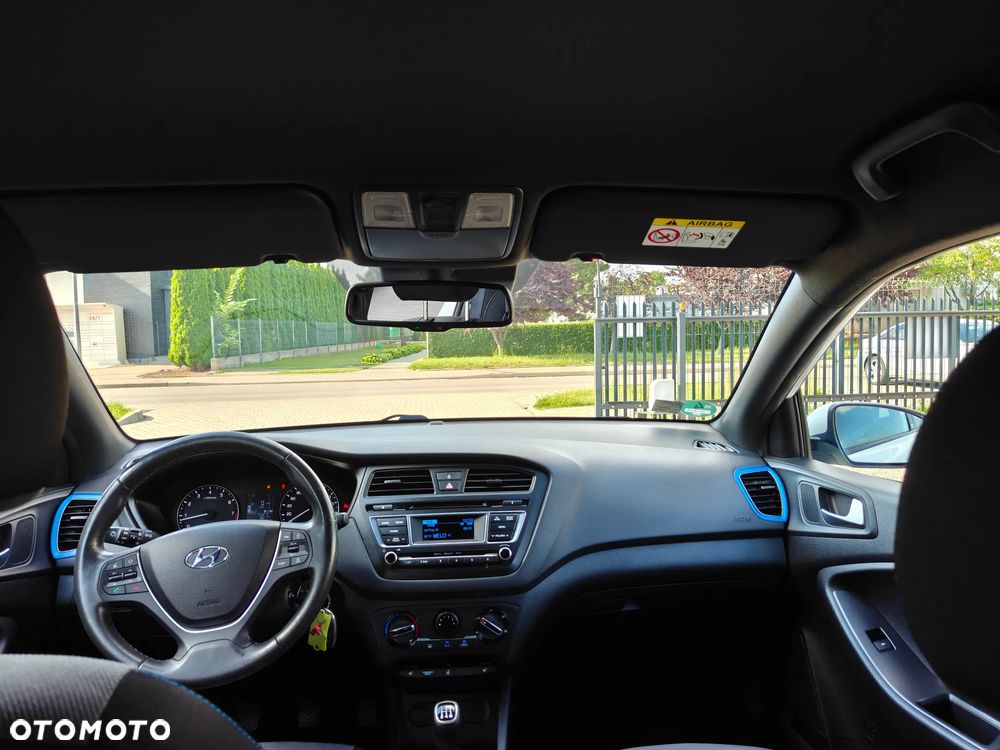 Hyundai i20 1.2 Passion - 26