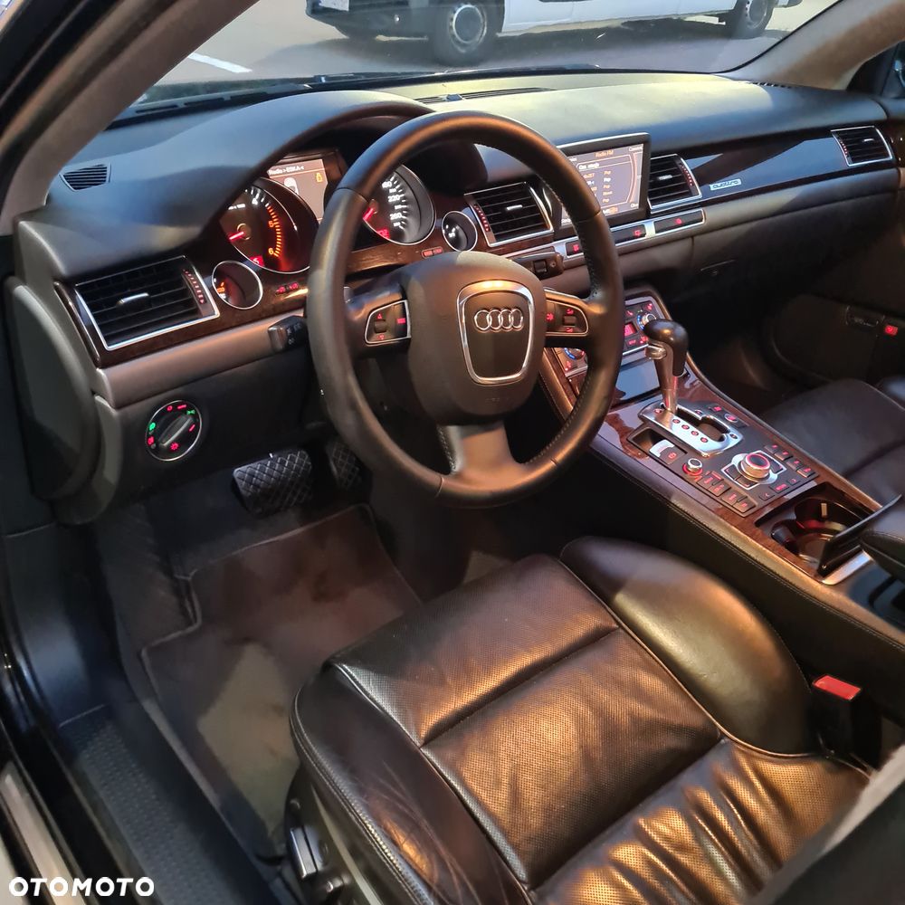 Audi A8 4.2 TDI Quattro - 14