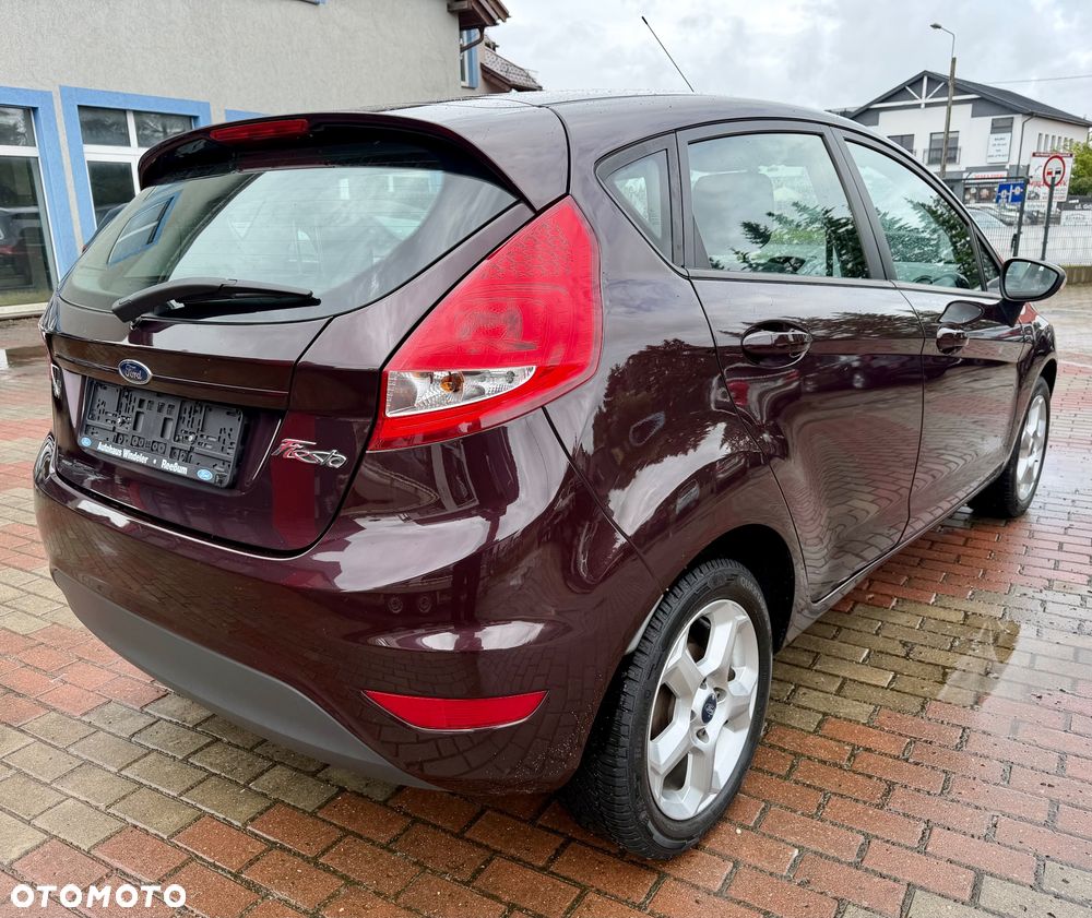Ford Fiesta 1.25 Celebration - 4