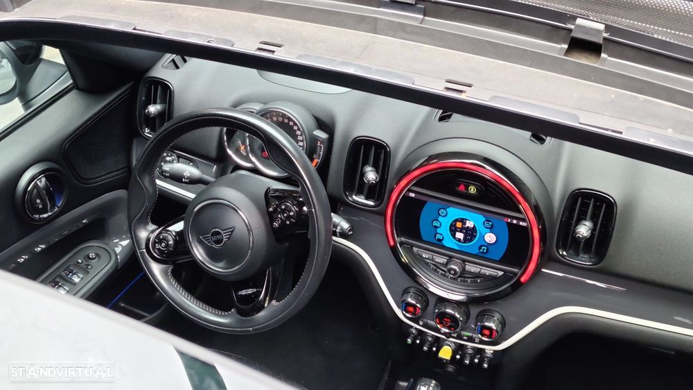 MINI Countryman Cooper SE ALL4 Auto - 23