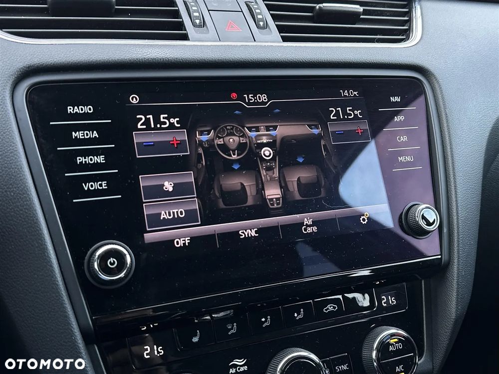 Skoda Octavia 2.0 TSI Style DSG - 23