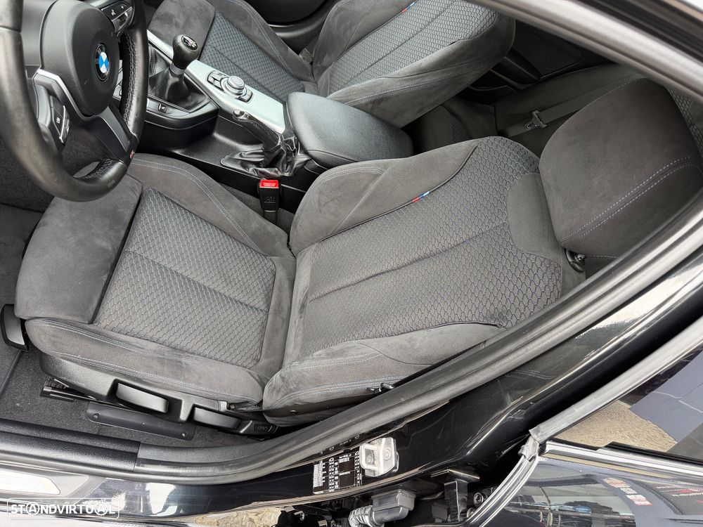 BMW 118 d Pack M - 21