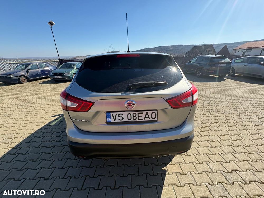 Nissan Qashqai 1.6 DCI Start/Stop 4X4-i Acenta - 3