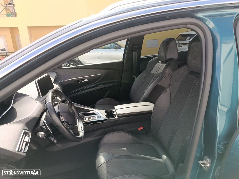 Peugeot 5008 1.2 PureTech GT Pack EAT8 - 13