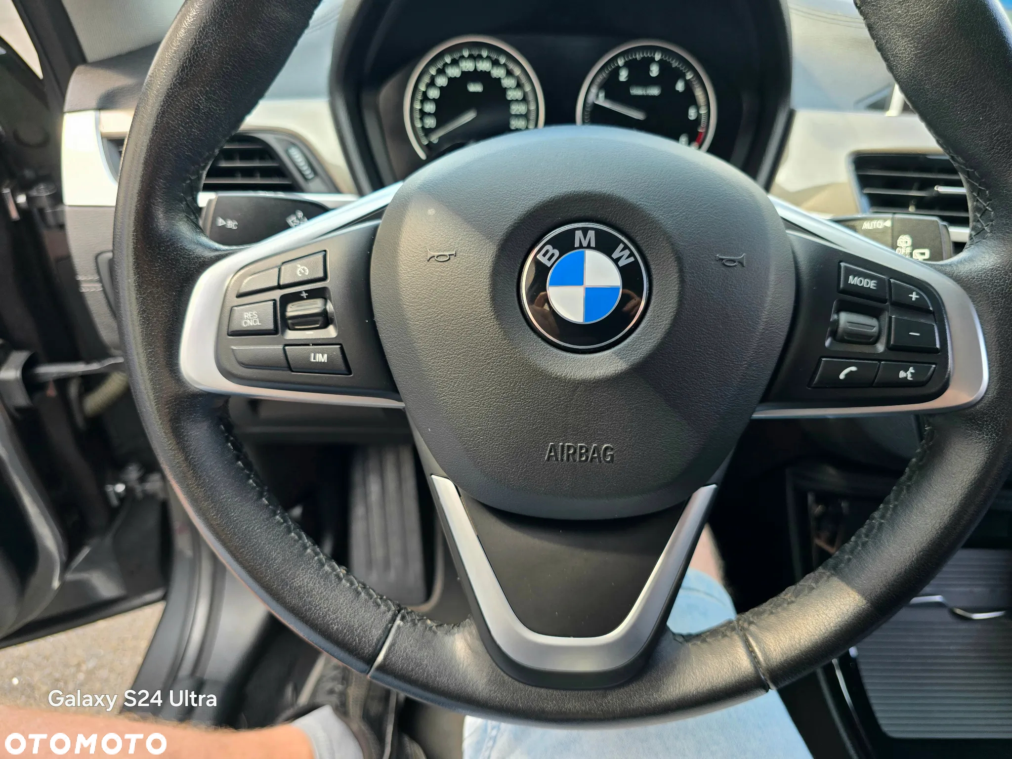 BMW X1 xDrive18d xLine sport - 23